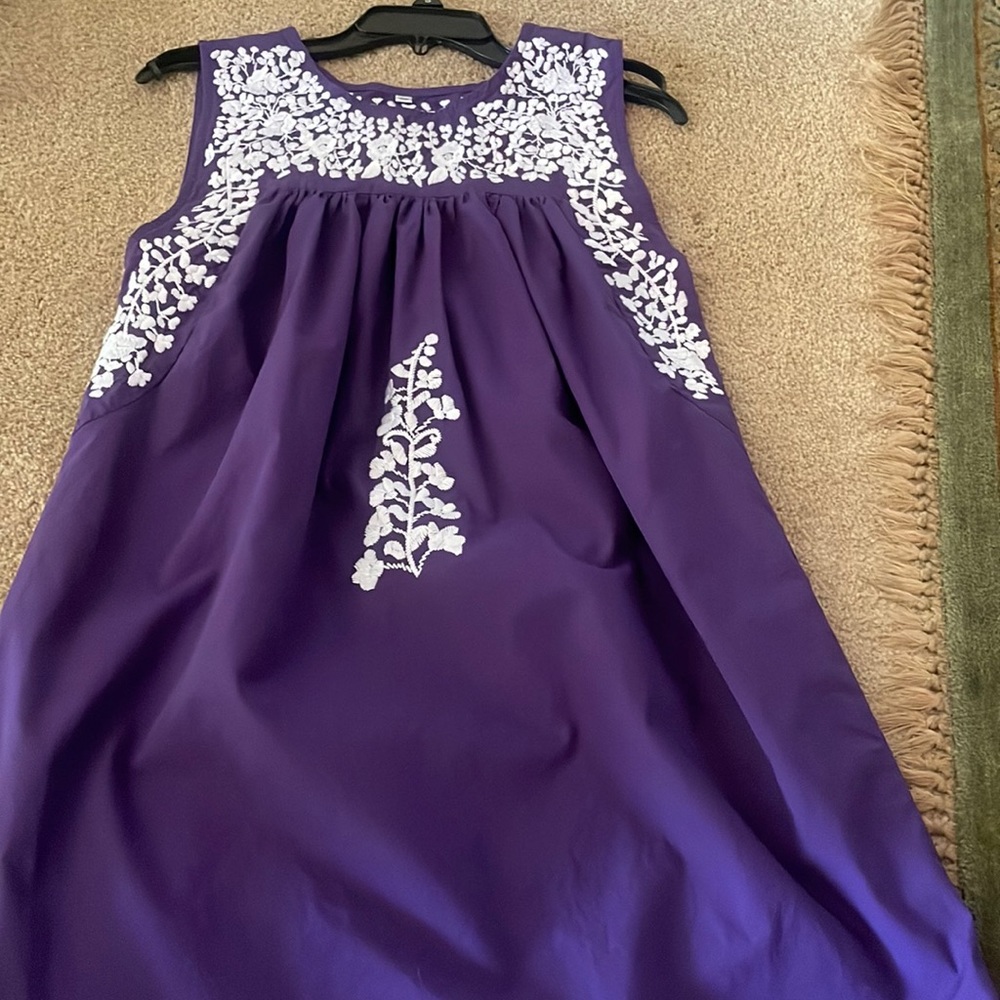 Purple sleeveless spirit dress